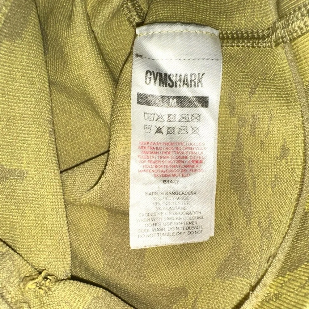 Gymshark Adapt Camo Yellow Green Seamless Shorts MEDIUM - Picture 3 of 4